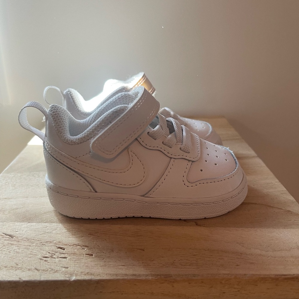 Baby Nike sneakers. Barely used from a smoke free home. Size 4C
